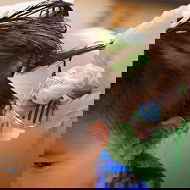 Comb out treatment for head lice - Lice Clinics Long Island